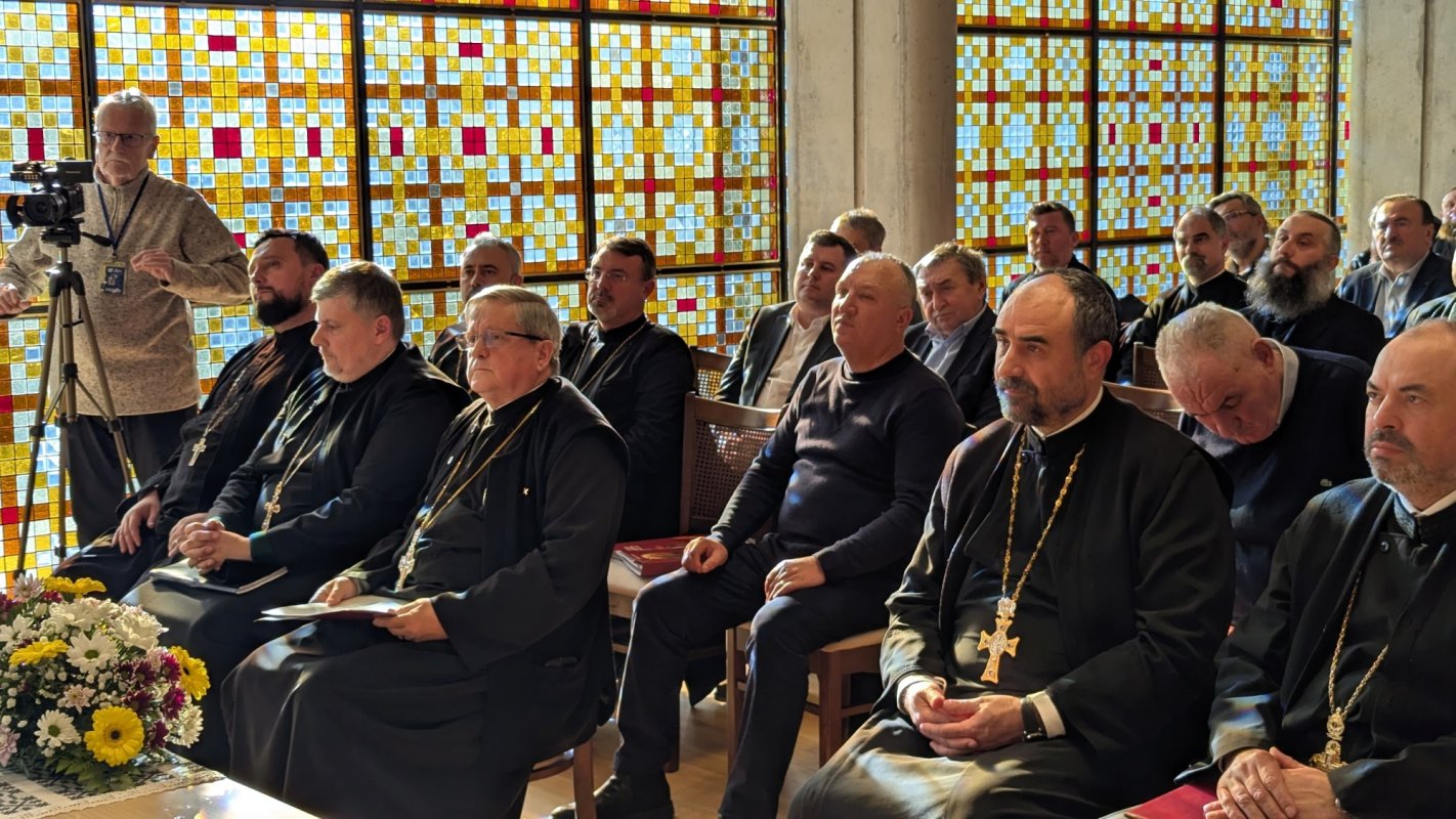 Adunarea eparhială a Arhiepiscopiei Timișoarei 353101