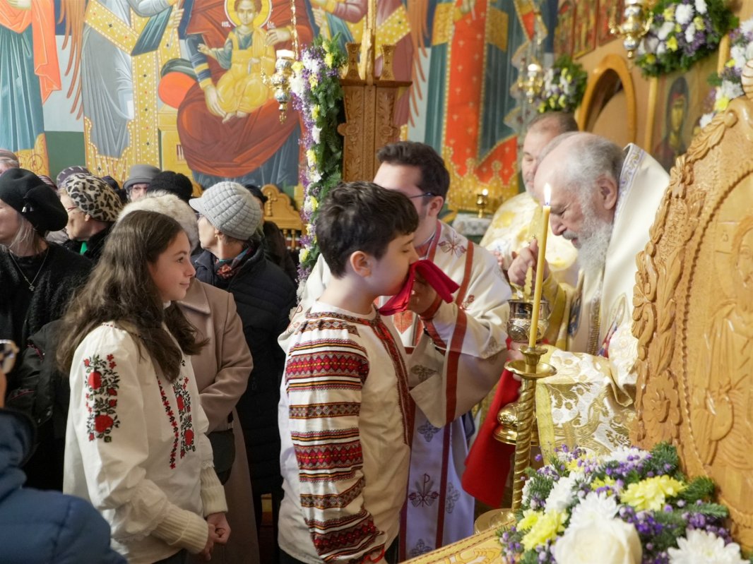 Hram la parohia din cartierul gălăţean Micro 21 353099