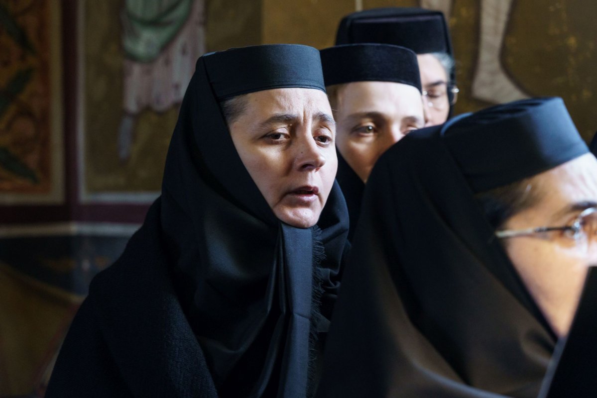 Obștea Mănăstirii Copou din Iași și-a sărbătorit hramul de iarnă 353119