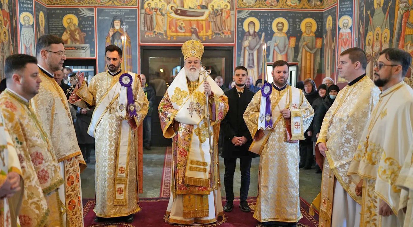 Popas de rugăciune la o parohie din Călărași 353155