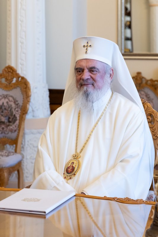 Ambasadorul Israelului la București în vizită la Patriarhia Română 353310