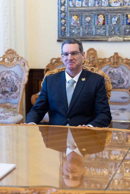 Ambasadorul Israelului la București în vizită la Patriarhia Română 353312