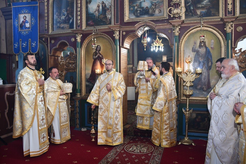 Speranță pentru o biserică degradată din Episcopia Caransebeșului 353283