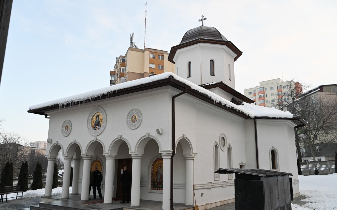 Zi de sărbătoare la Biserica „Sfântul Cuvios Antonie cel Mare” din Hunedoara 353256