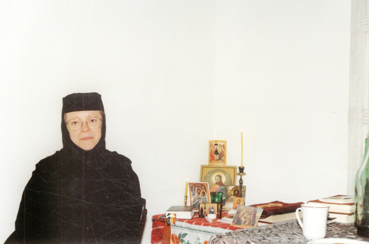 La umbra sfinților contemporani 353332