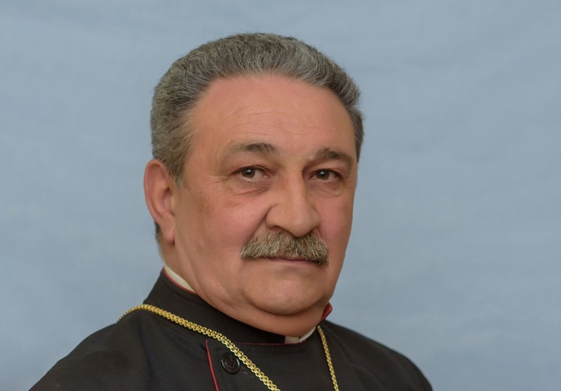 POEZIE: Nicolae Stoia 353351