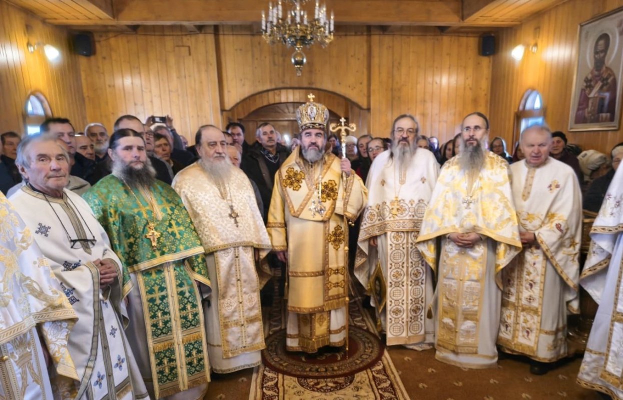 Hramul Mănăstirii Ohaba, Hunedoara 353431