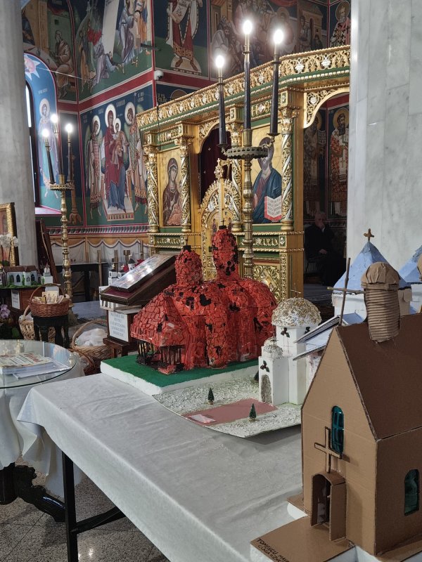 Premiere în proiectul „Biserica - locul unde cerul atinge pământul” 353448