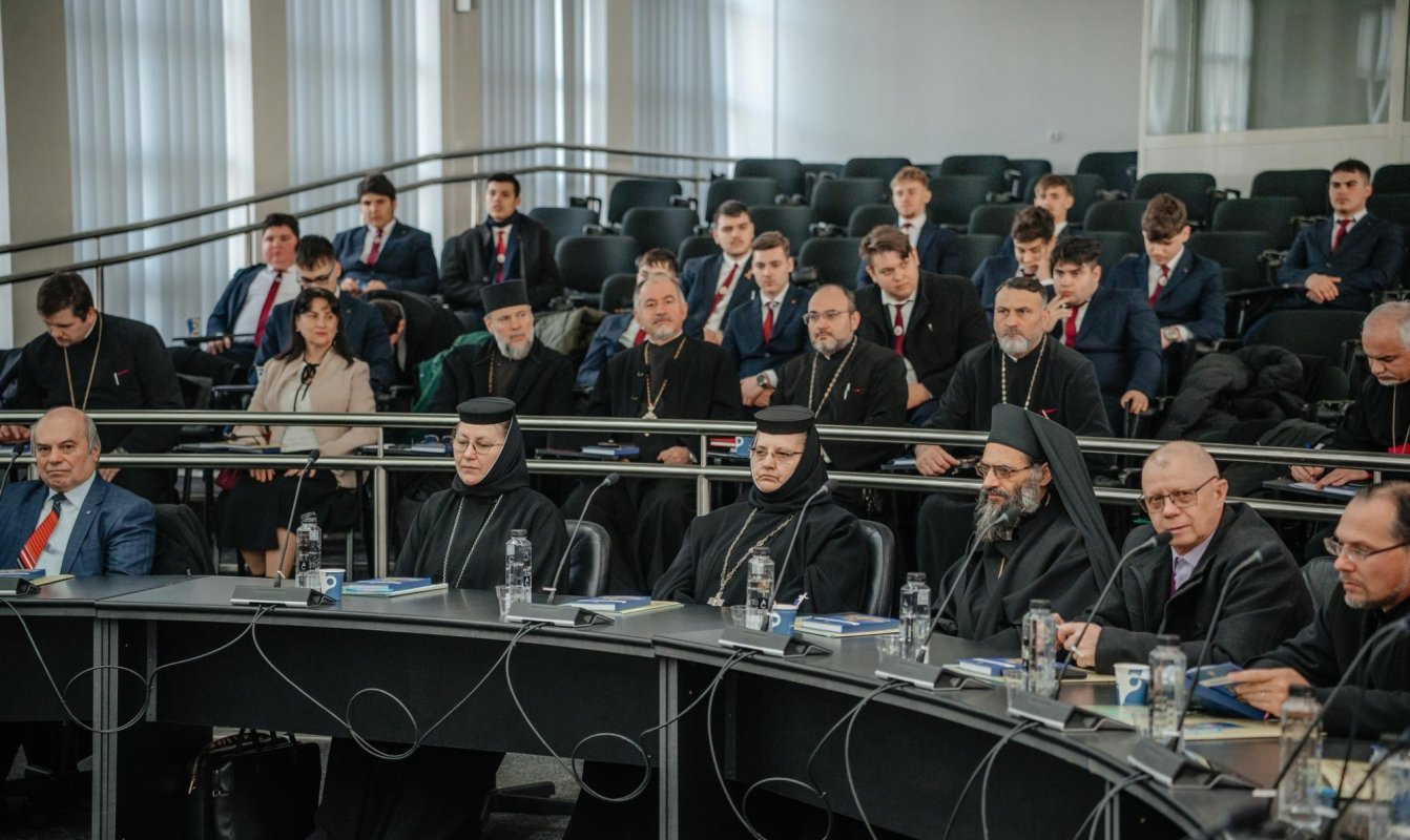 Lucrările Adunării eparhiale a Episcopiei Tulcii 353560