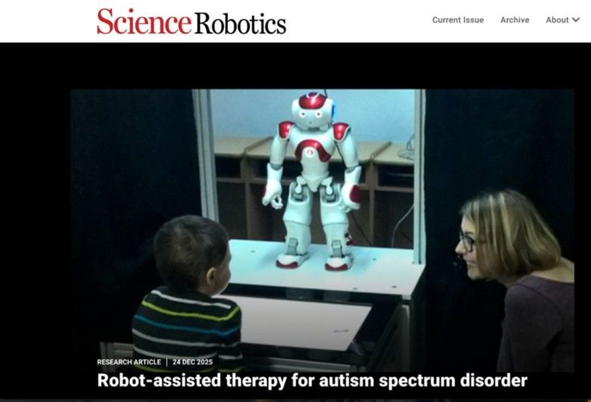 Roboţi folosiţi în terapia copiilor cu autism 353535
