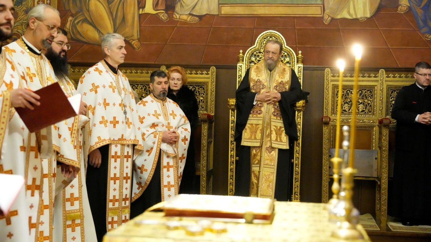 Şedinţa anuală a Adunării eparhiale din Arhiepiscopia Sibiului 353648