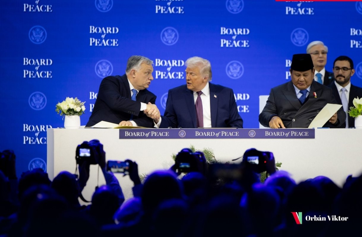 Doar două țări UE în Consiliul de Pace 353625