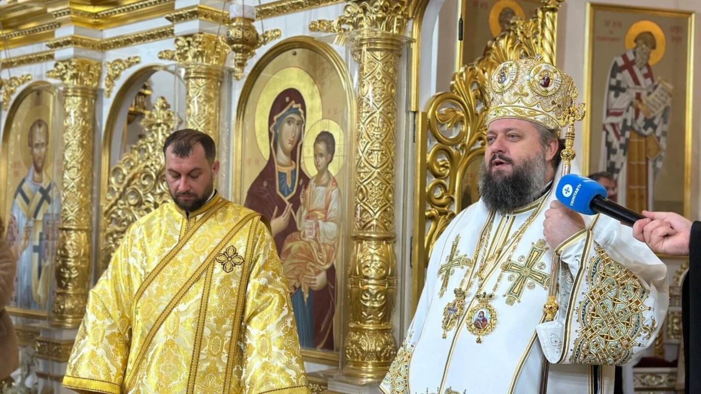 Hirotonie la Paraclisul Catedralei Naționale din București 353705