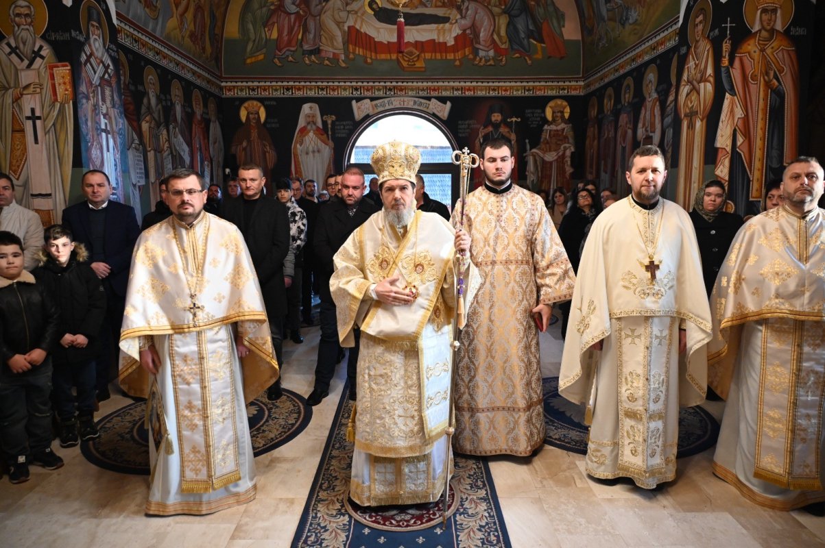 Binecuvântare arhierească în Parohia Băile Felix 353999