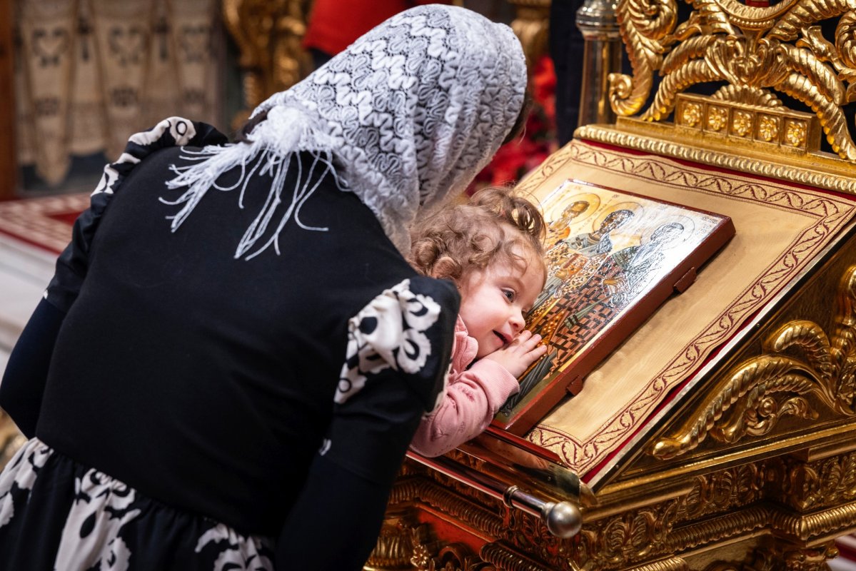 Sfinții Trei Ierarhi cinstiți la Catedrala Patriarhală 354105