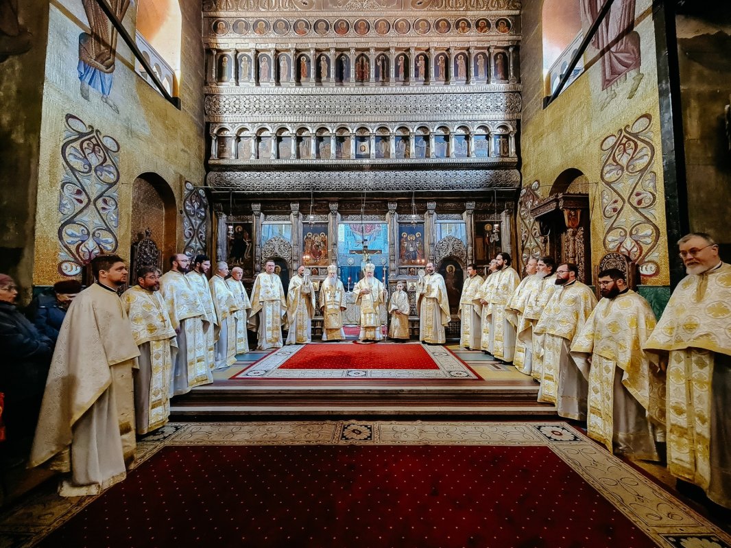 Ocrotitorii școlilor teologice, cinstiți la Catedrala din Cluj-Napoca 354227