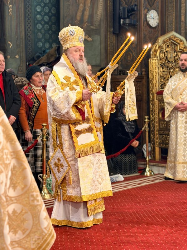 „Să alegem calea smereniei pentru a ne pregăti pentru marea sărbătoare a Învierii Domnului” 354243