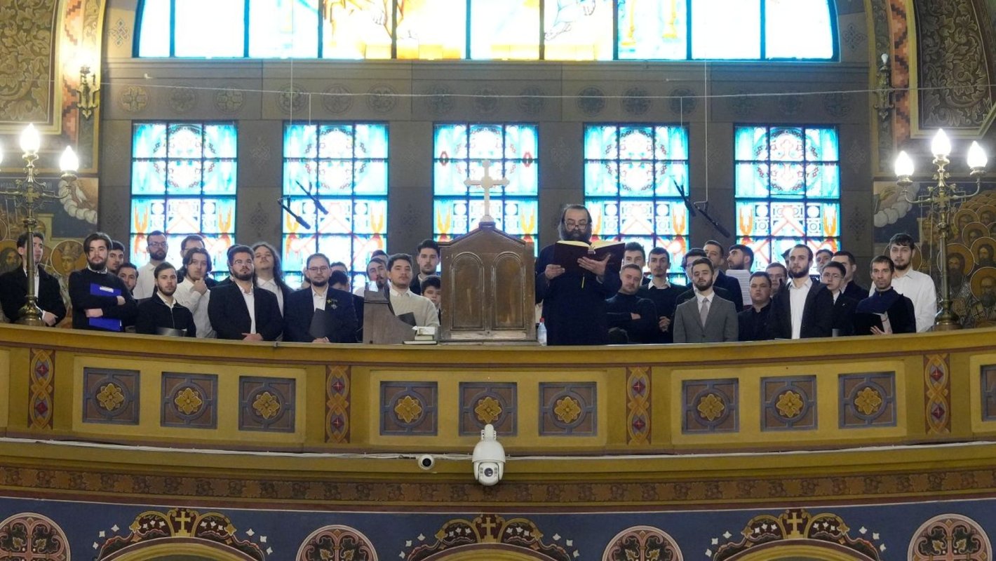 Sfinţii Trei Ierarhi, prăznuiţi la Sibiu 354200