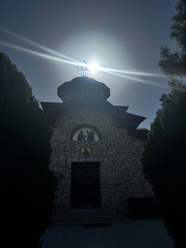 Două țări și o singură credință 354187