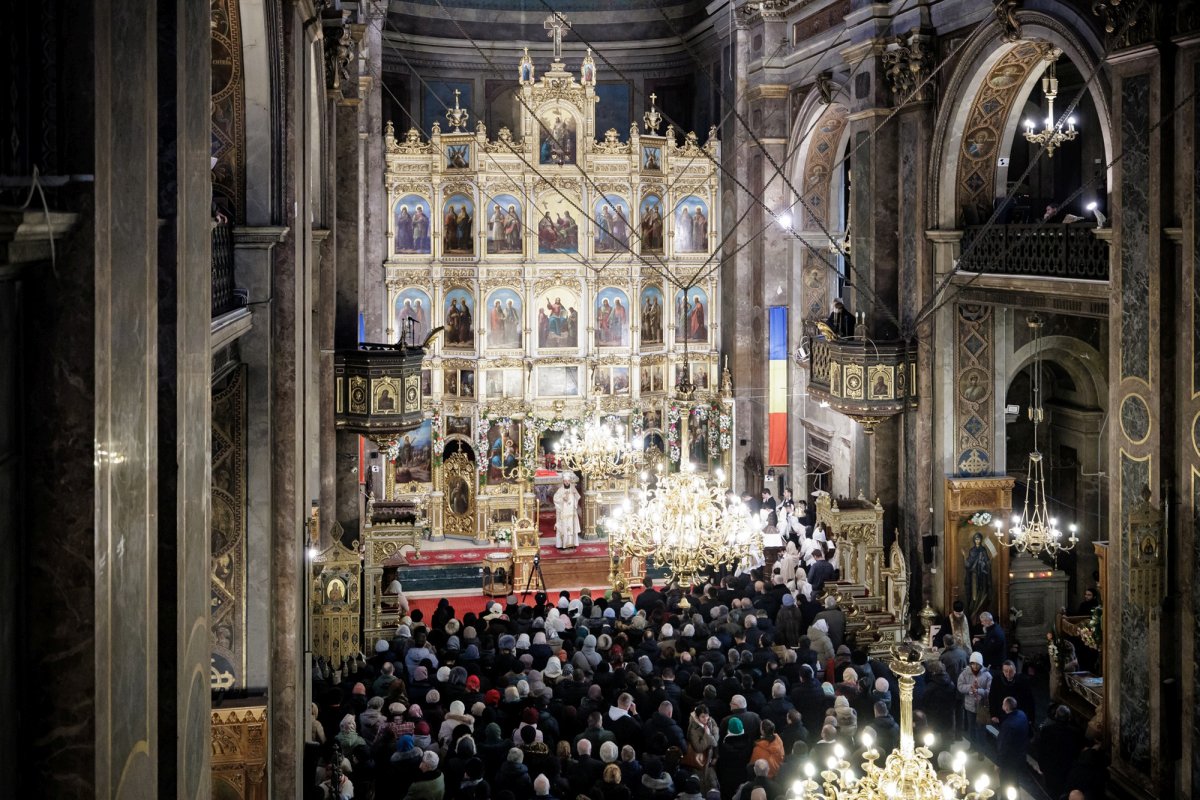 Hramul istoric al Catedralei Mitropolitane din Iași 354294