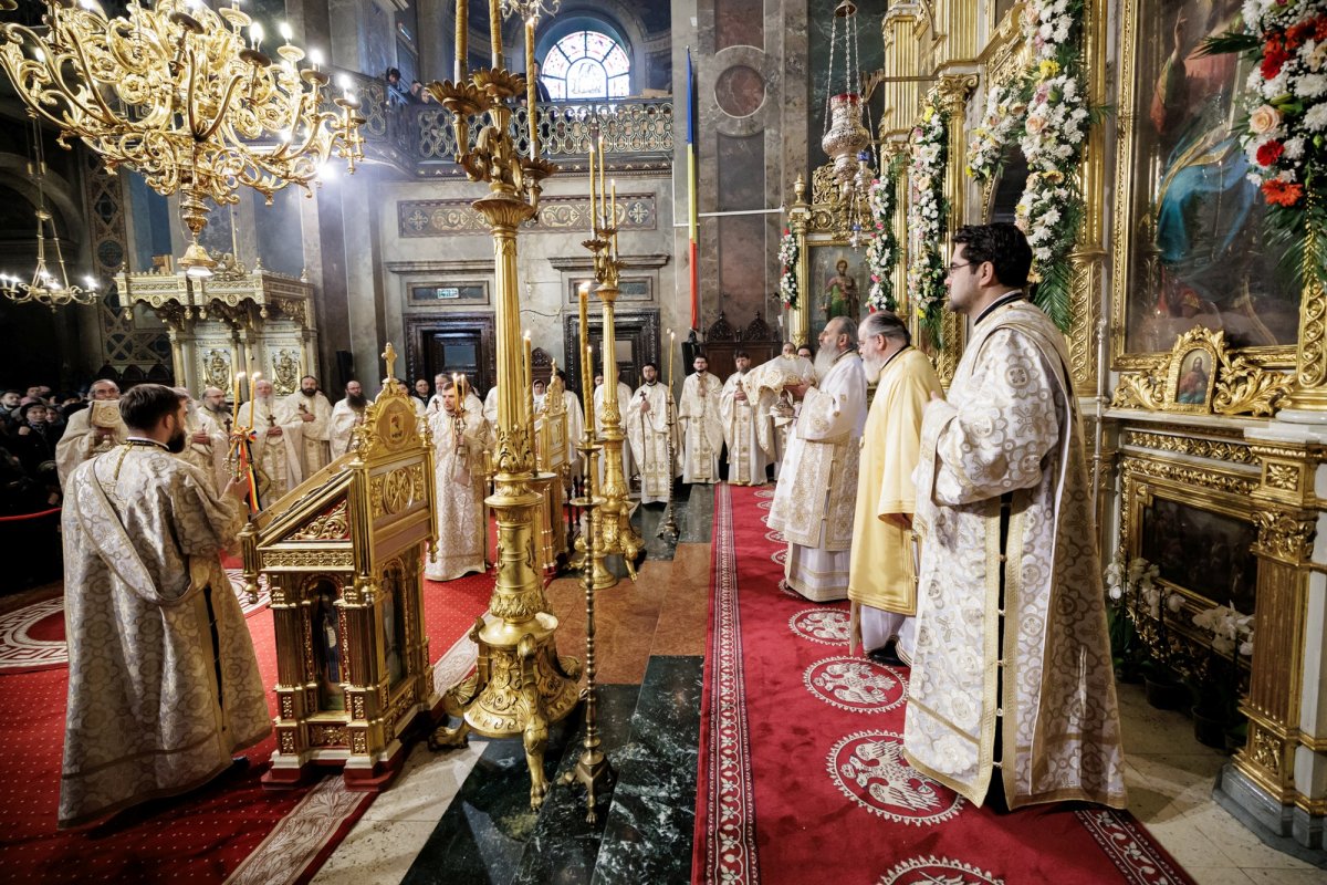 Hramul istoric al Catedralei Mitropolitane din Iași 354305