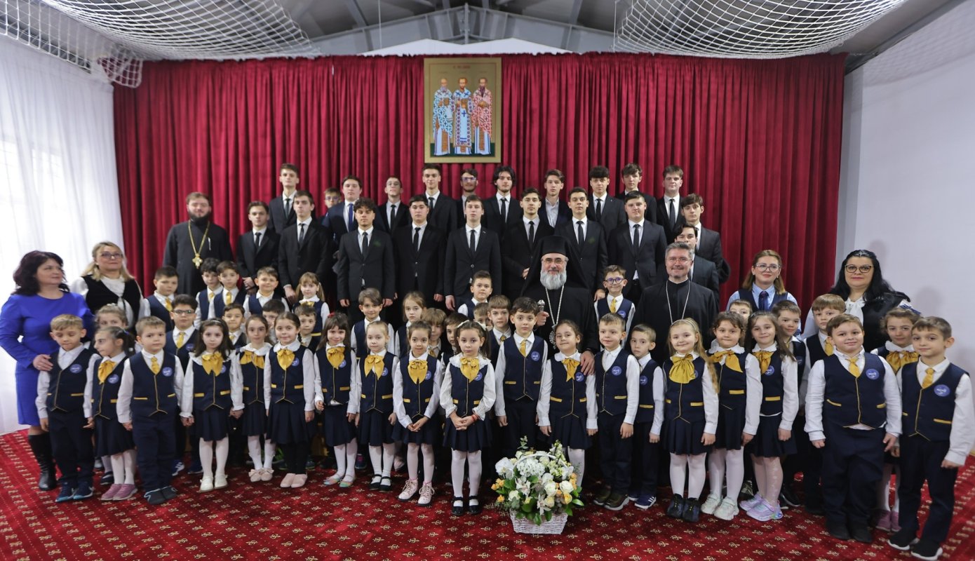 Ocrotitorii învățământului teologic, cinstiți la Buzău 354273