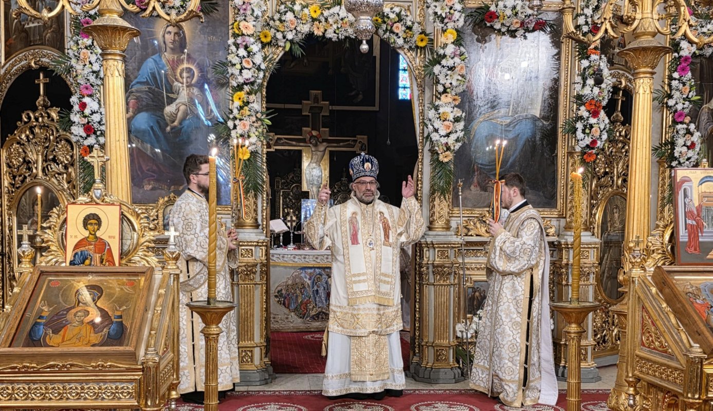 Un episcop din Africa a slujit la Catedrala Mitropolitană din Iași 354279