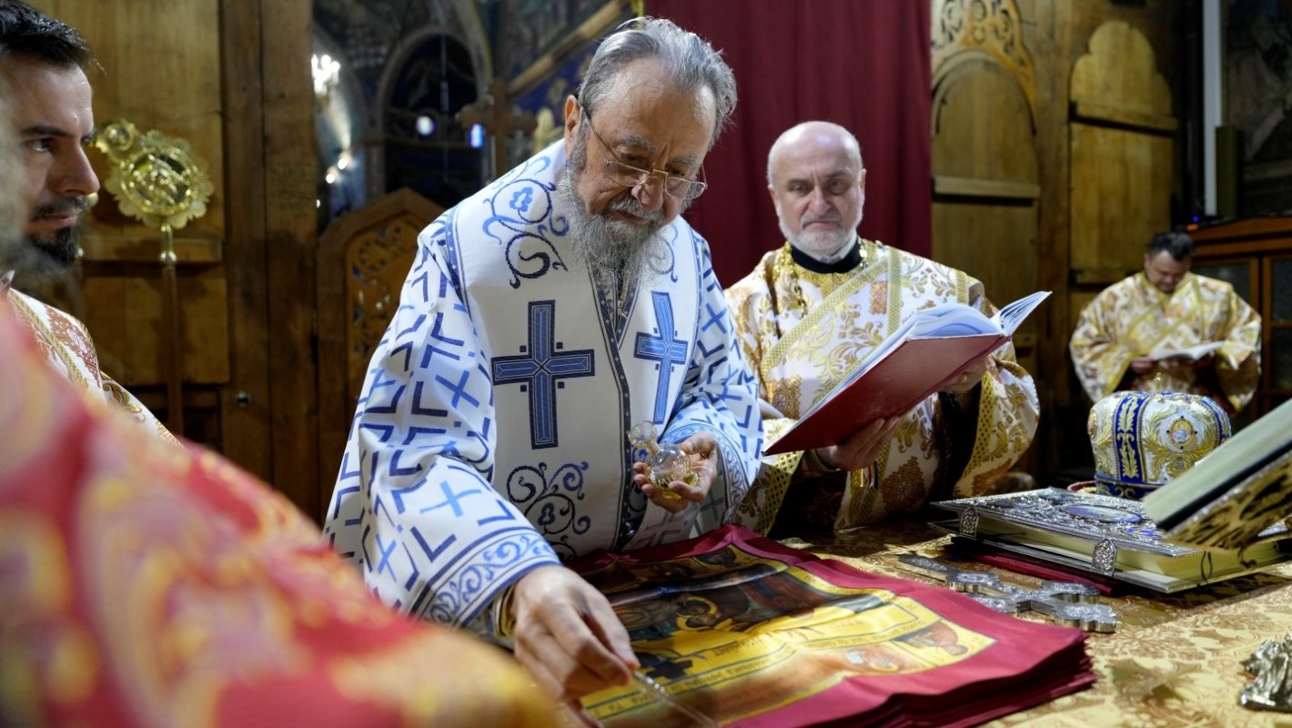 Întâmpinarea Domnului prăznuită la Catedrala Mitropolitană din Sibiu 354386