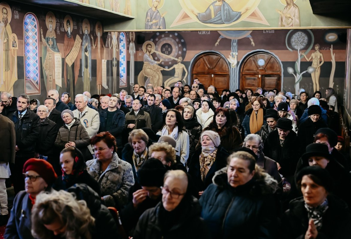 Hramul Bisericii „Întâmpinarea Domnului” din Cluj-Napoca  354468