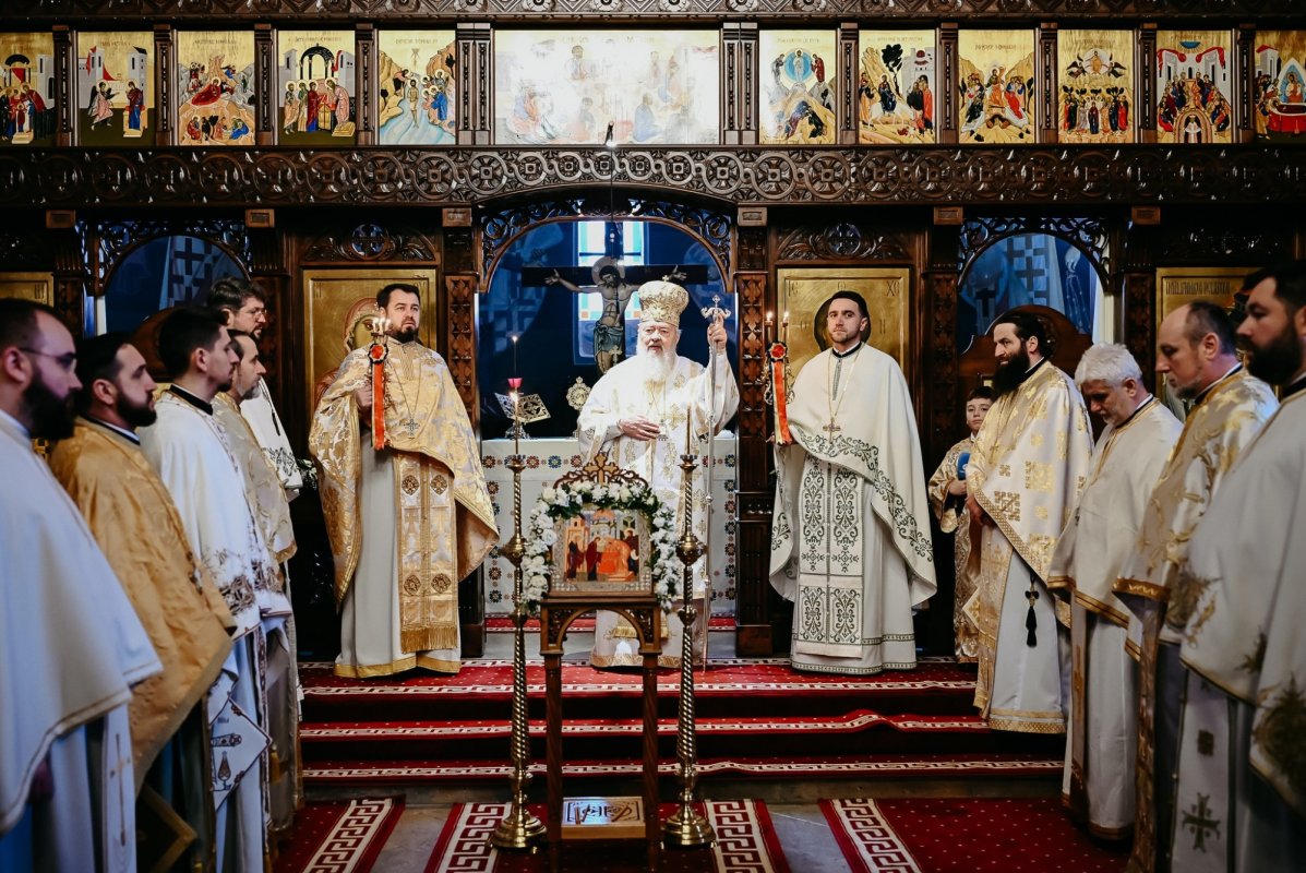 Hramul Bisericii „Întâmpinarea Domnului” din Cluj-Napoca  354470