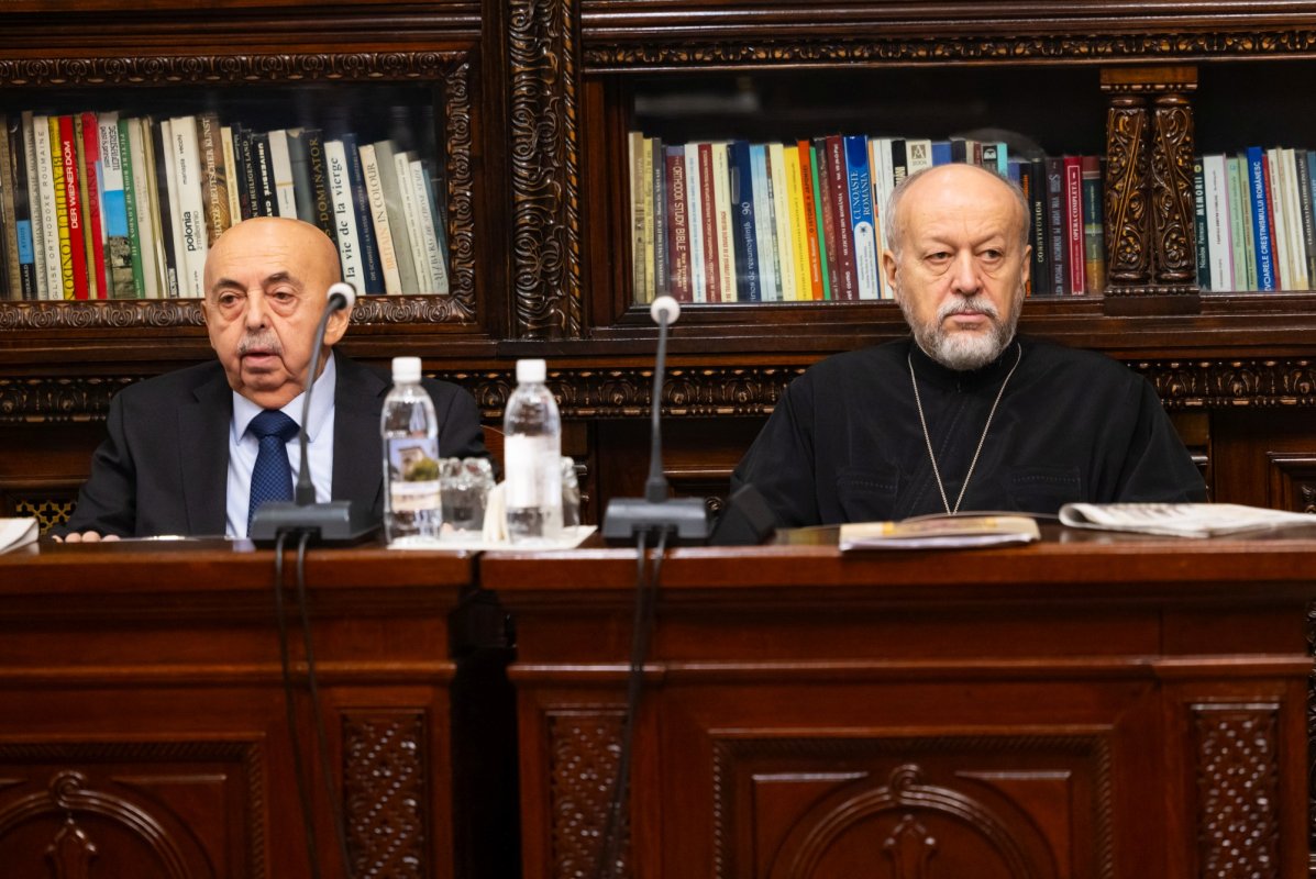 Ședința de lucru a Consiliului National Bisericesc la Reședința Patriarhală  354478