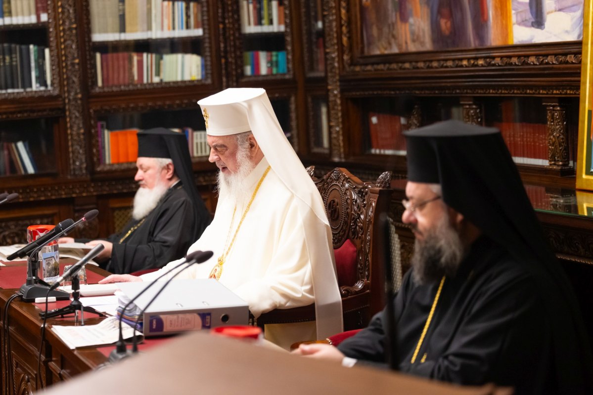 Ședința de lucru a Consiliului National Bisericesc la Reședința Patriarhală  354479