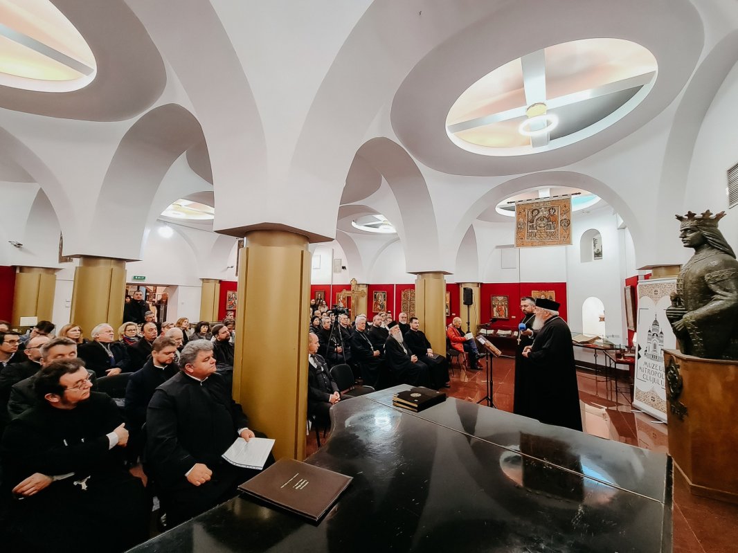 Sesiune ştiinţifică dedicată Episcopului Nicolae Ivan 354700