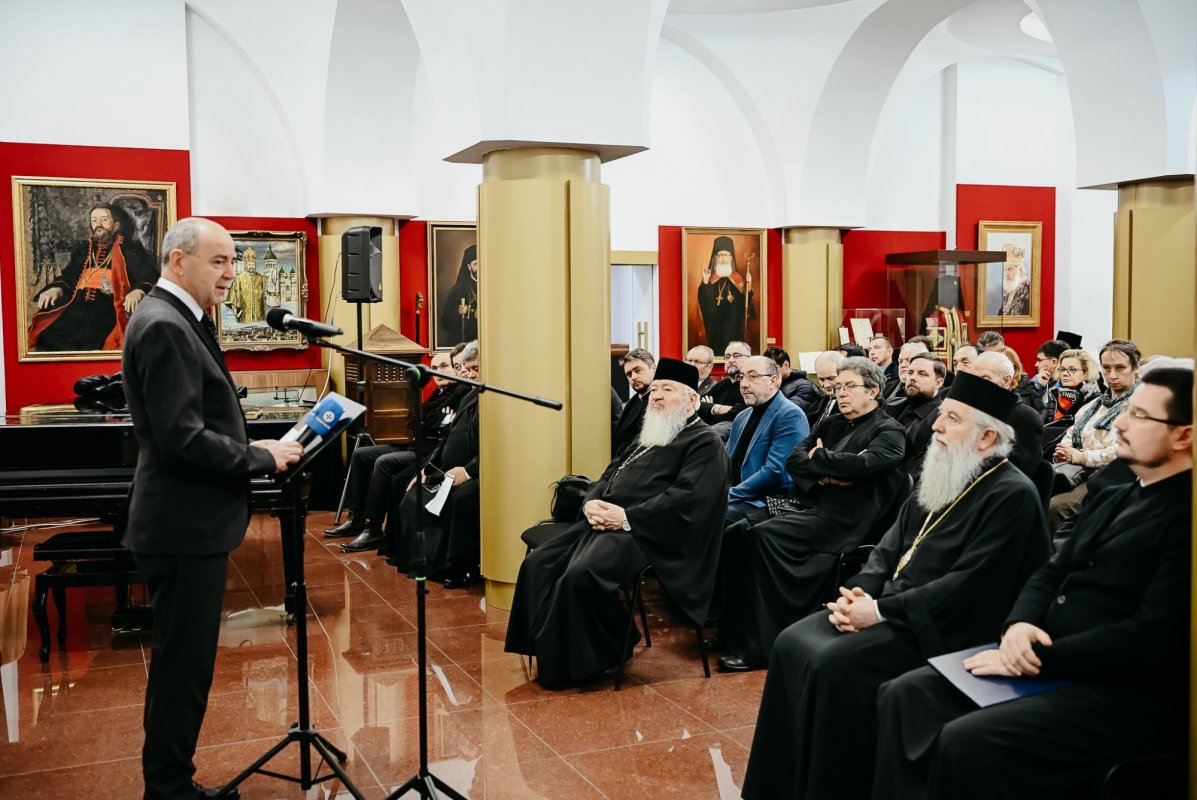 Sesiune ştiinţifică dedicată Episcopului Nicolae Ivan 354701