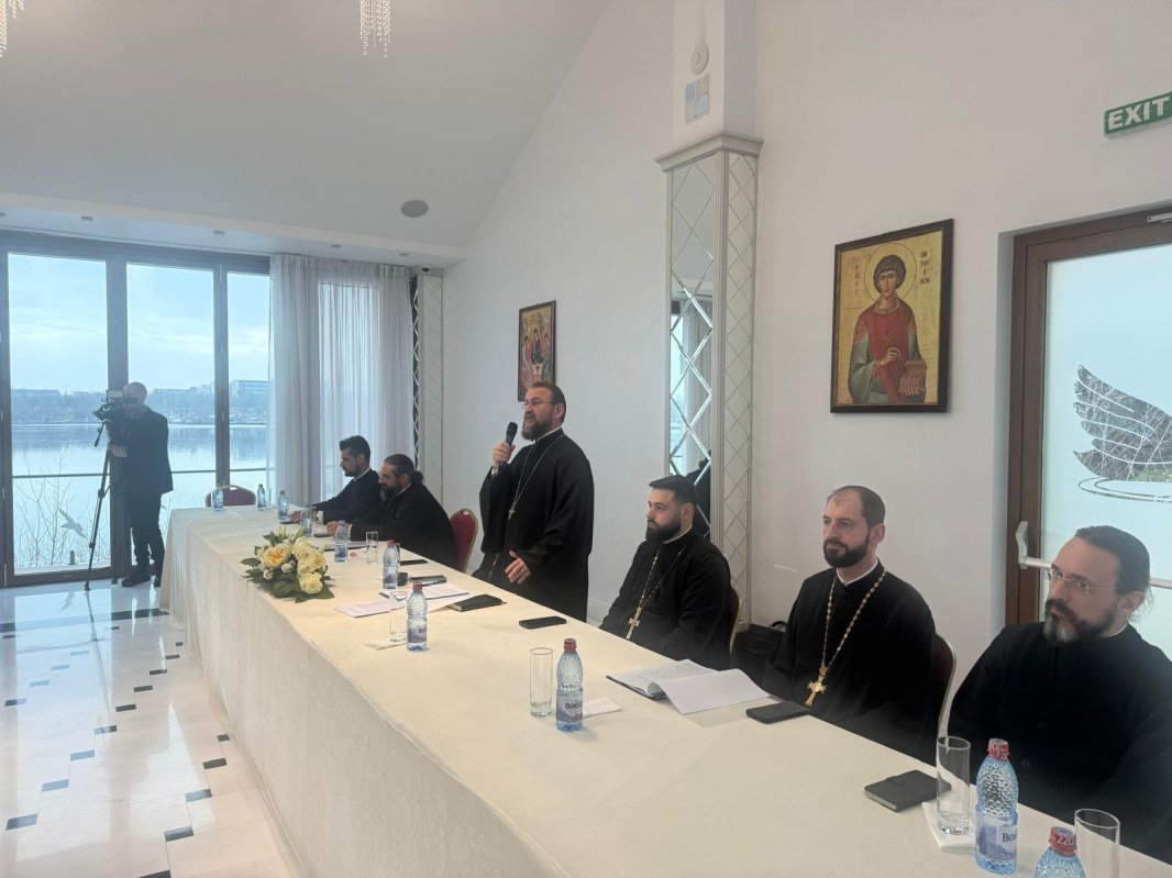 Clericii din Ilfov au abordat tema familiei în lumina Noului Testament 354994