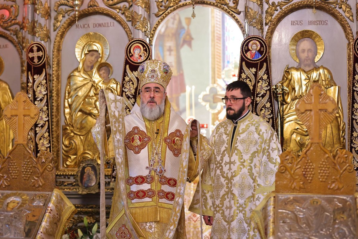 Hirotonie în Biserica „Sfânta Parascheva” din Râmnicu Sărat 354979