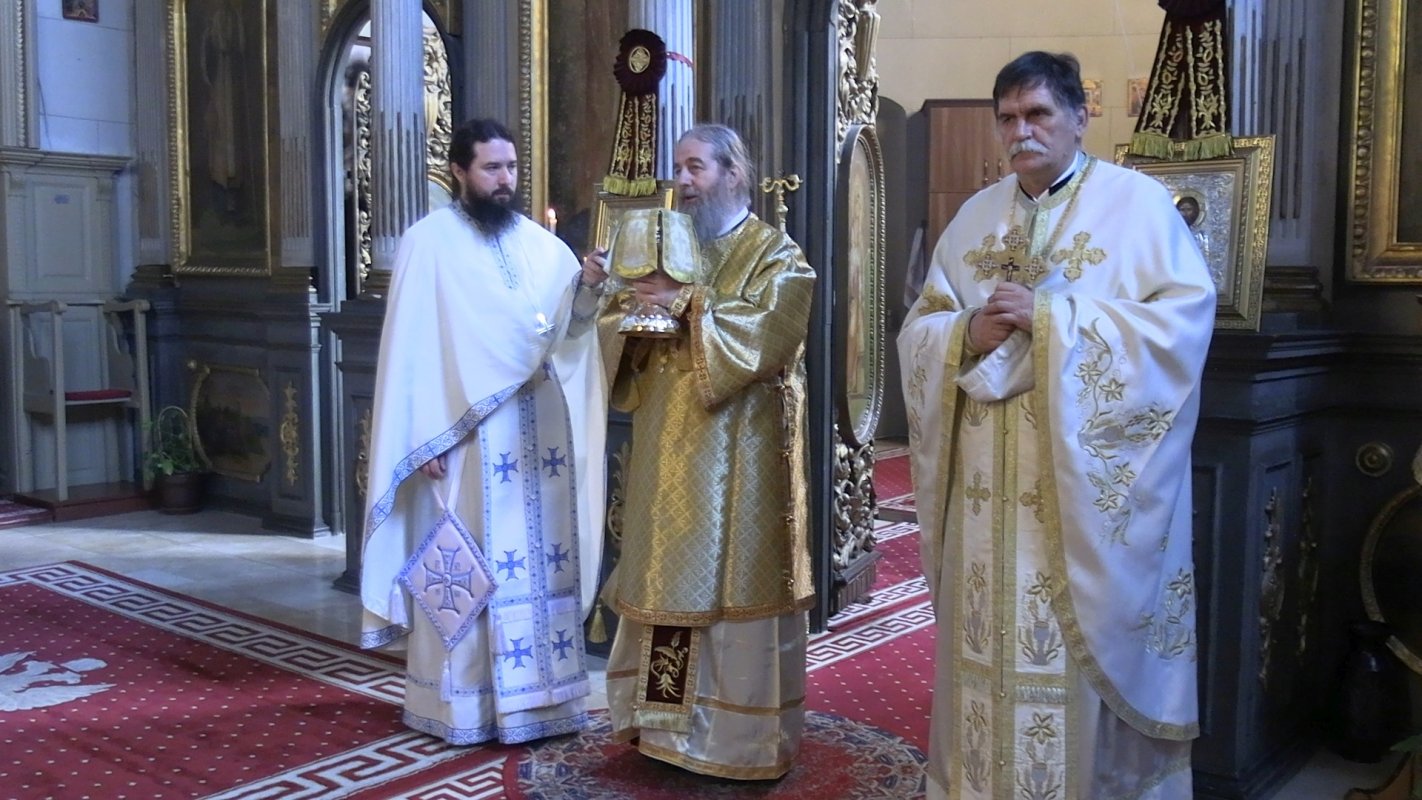 Balul acordării panglicii la liceul românesc din Giula 355060