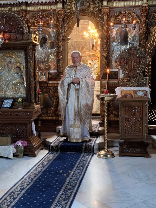 Marea familie de la Biserica „Sfântul Haralambie” din Iași 355002