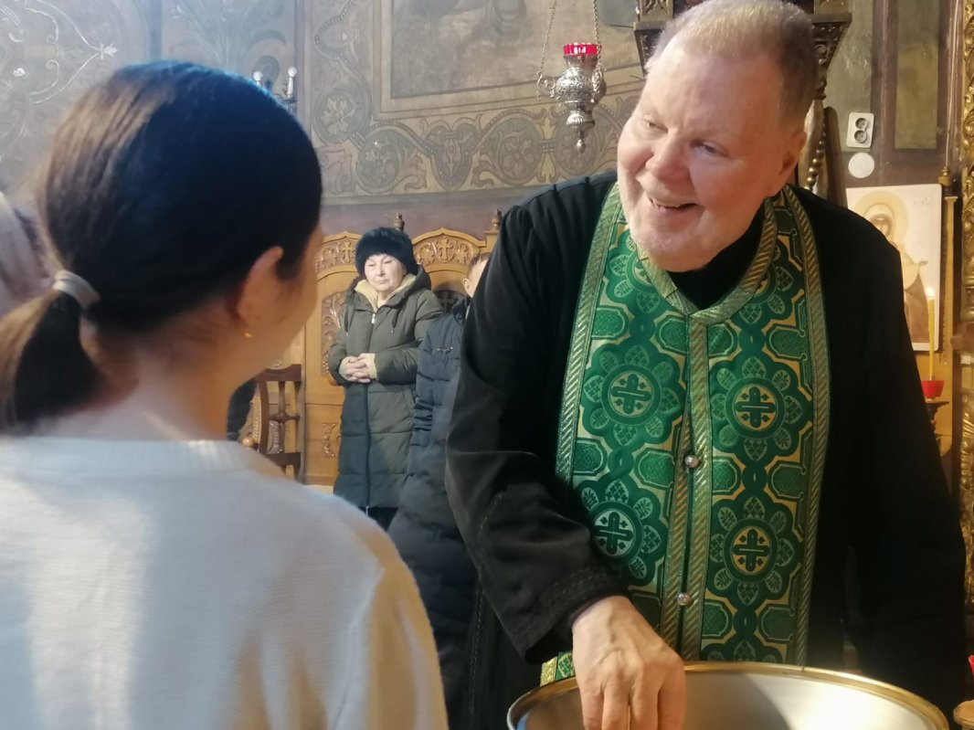 Marea familie de la Biserica „Sfântul Haralambie” din Iași 355018