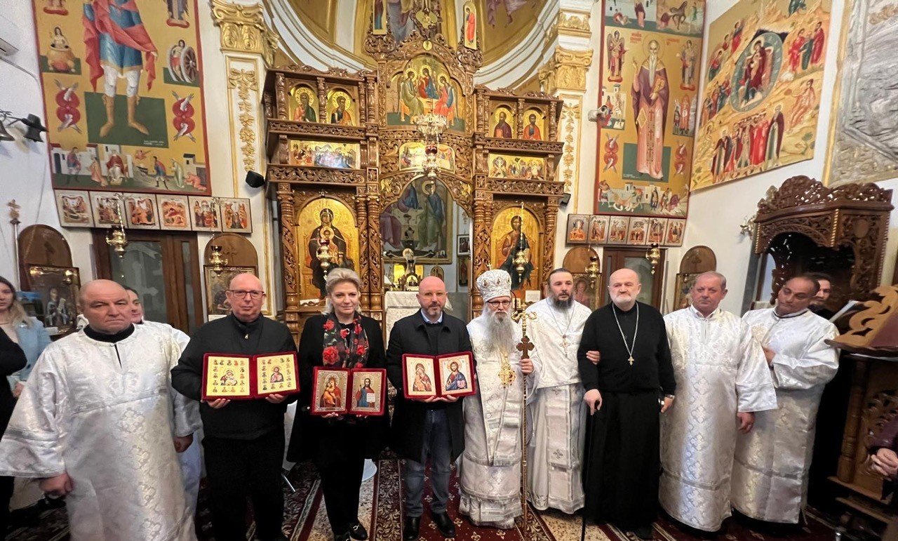 Repere aniversare pentru două parohii românești din Sicilia 355080