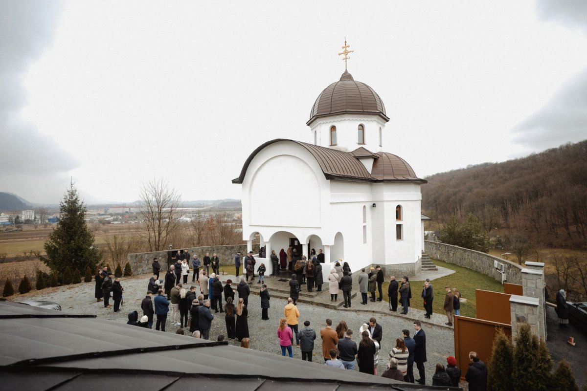 Rugăciune şi binecuvântare la Mănăstirea Pantocrator din Beclean 355124