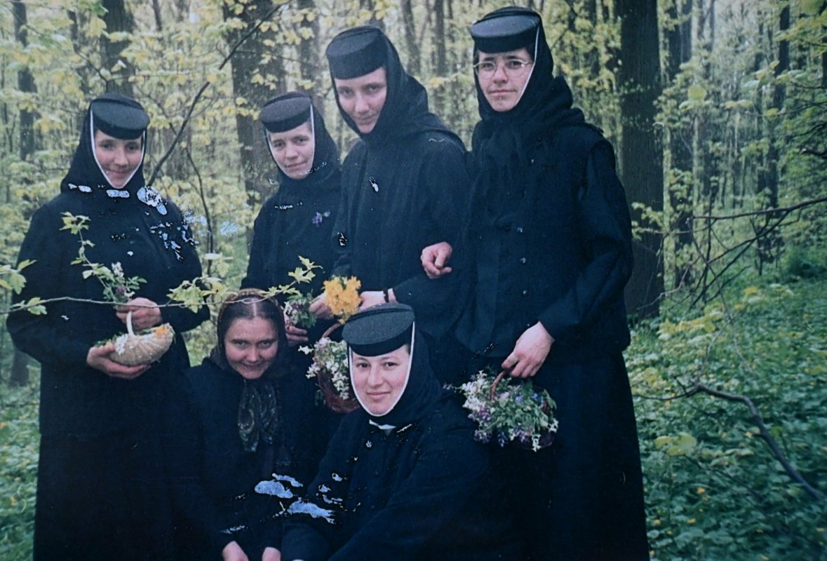 Binecuvântarea de a fi sora unei sfinte 355155