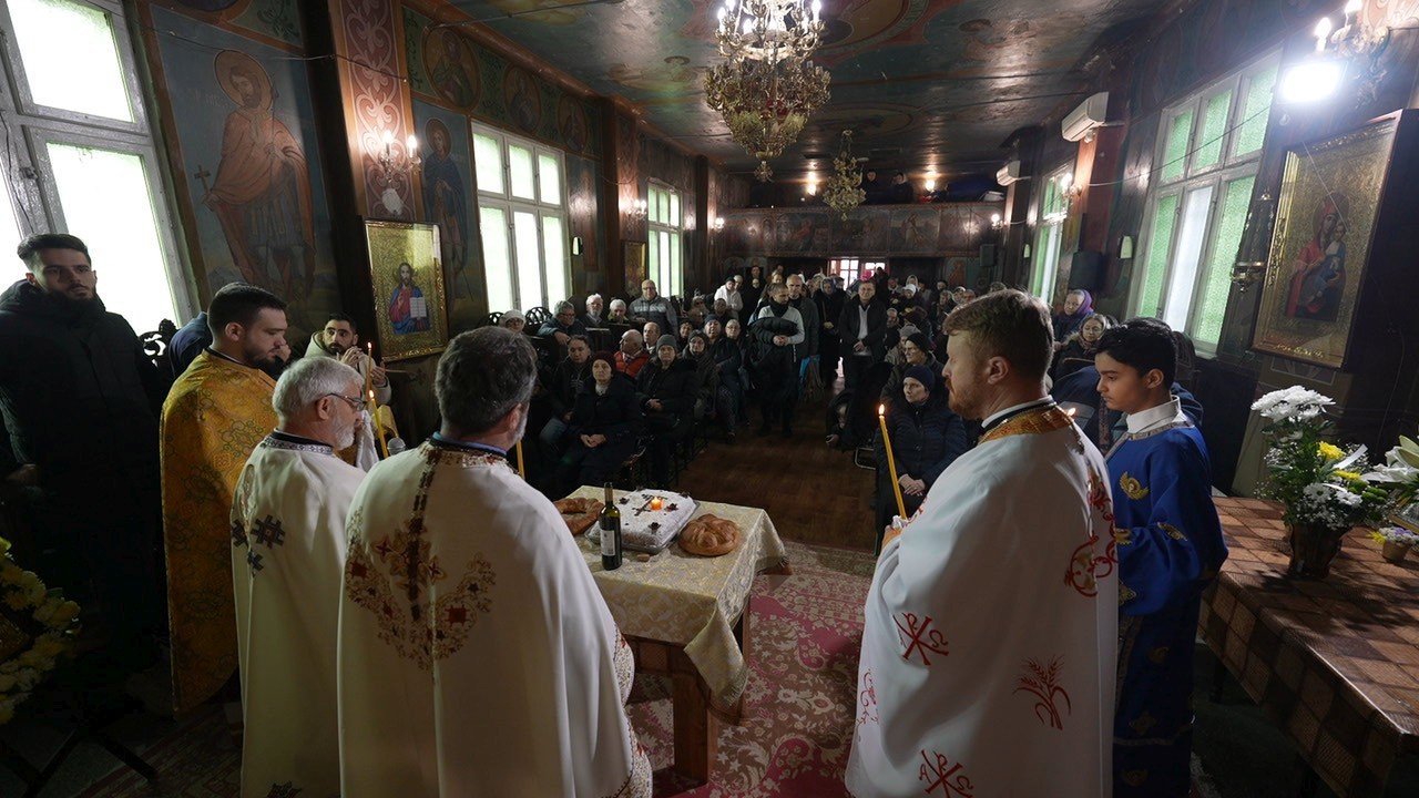 Hramul comunității hipoacuzicilor din București 355212