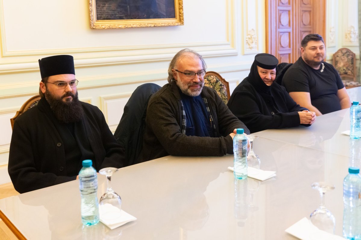 Ierarh ortodox din Africa în vizită la Palatul Patriarhiei 355218