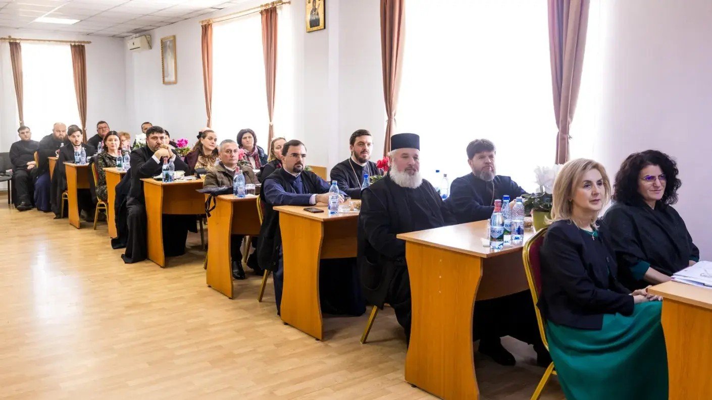 Proiectul „Centrul de activități cu tineretul «Sfântul Ilie Tesviteanul»”, lansat în Episcopia Hușilor 355207