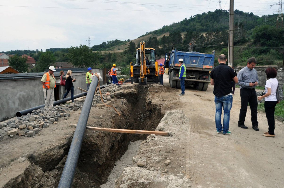Investiții de miliarde de euro în infrastructura de apă 355184