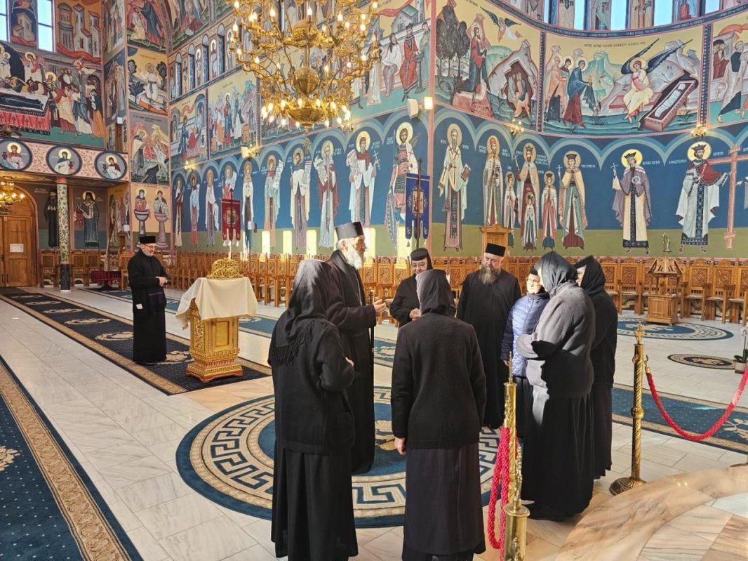 Vizită pastorală la Mănăstirea Dumbrava, judeţul Alba 355204