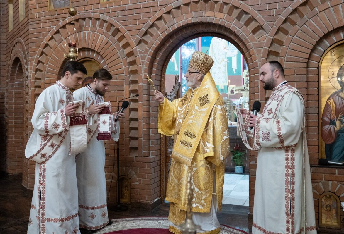 Popasuri de rugăciune la biserici din Muntenia și Dobrogea 355439