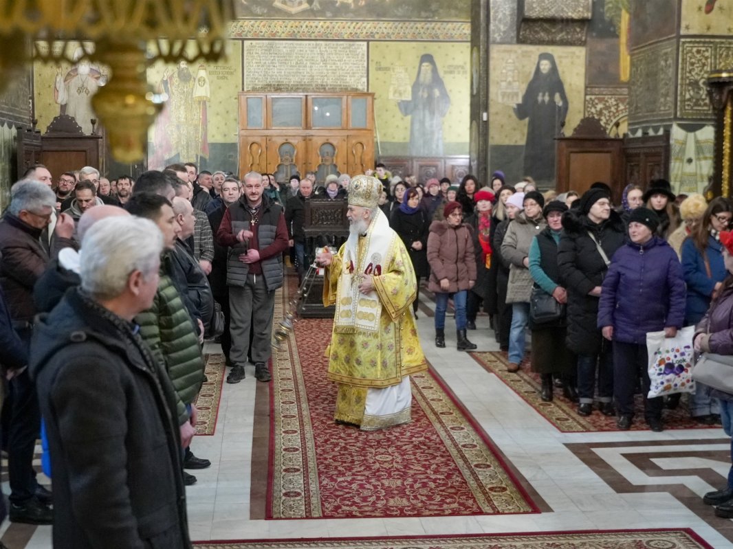 Popasuri de rugăciune la biserici din Muntenia și Dobrogea 355441