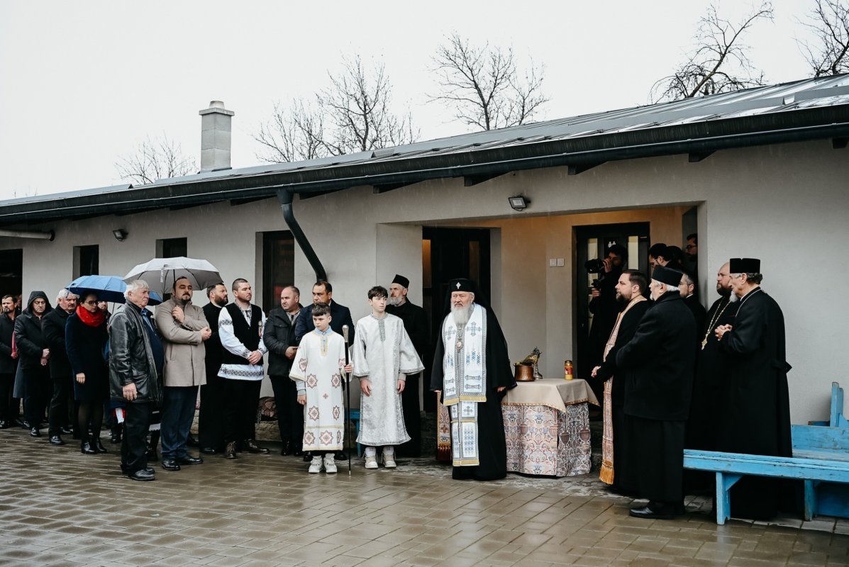Resfințirea Bisericii „Sfântul Ierarh Nicolae” din Someșu Rece 355422